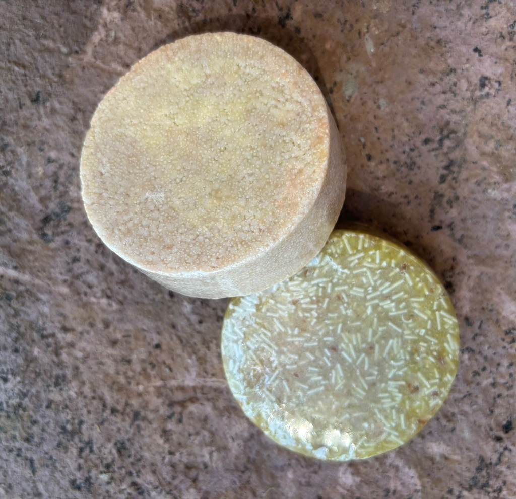 Shampoo solido de almendras